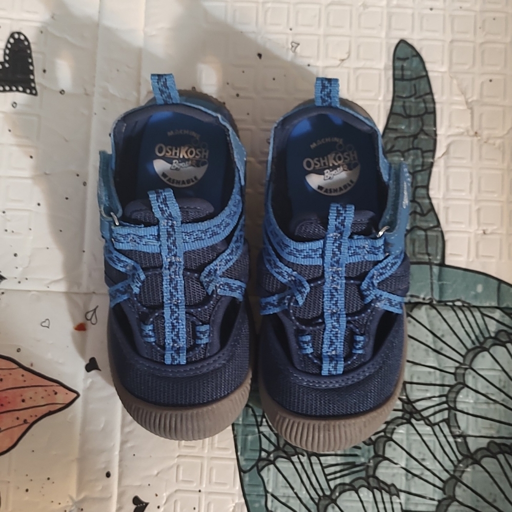 OshKosh Boy's Everyplay Flexible Outsole Bump Toe Sandal Size 9 toddler